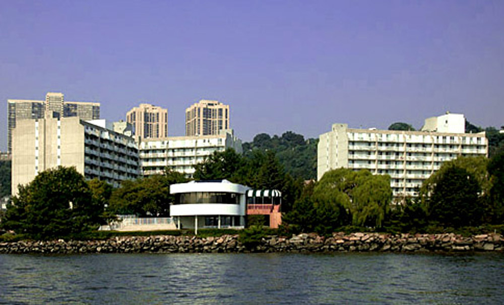 Admirals Walk Condo Edgewater NJ